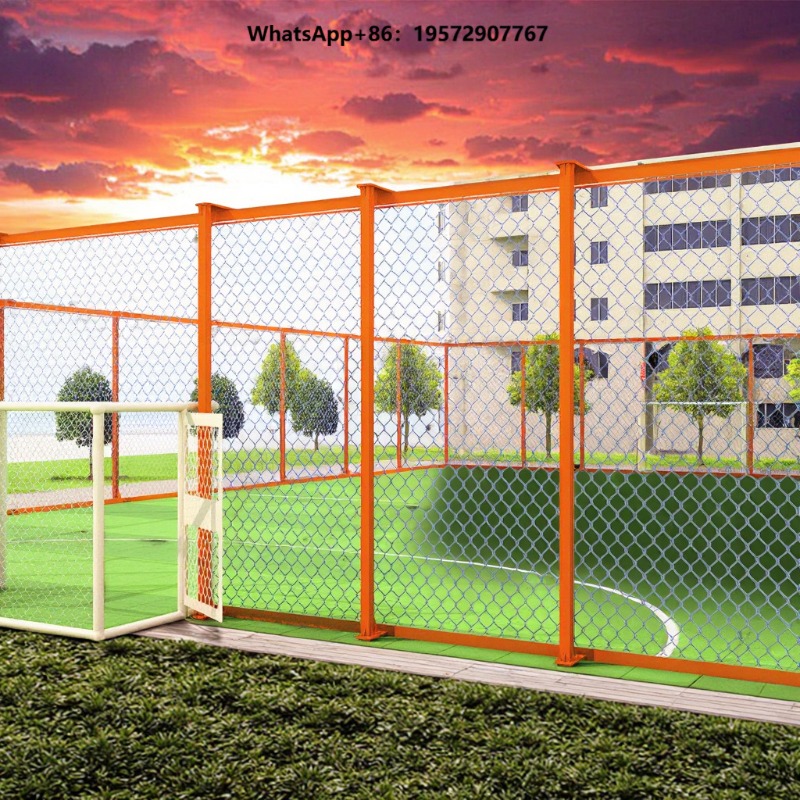 Campo da Calcio a 5 Indoor/Out - Outdoor Sport Club recensione e prezzo